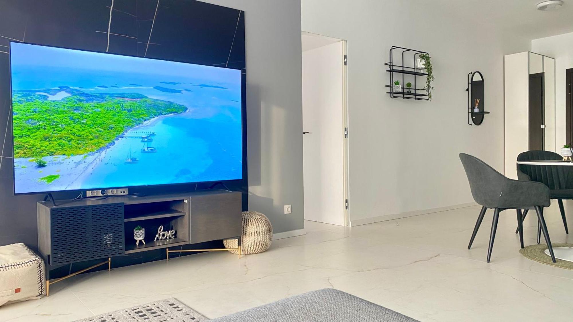 Apartament Arena Mall Galleria View And Securities Parking1 *