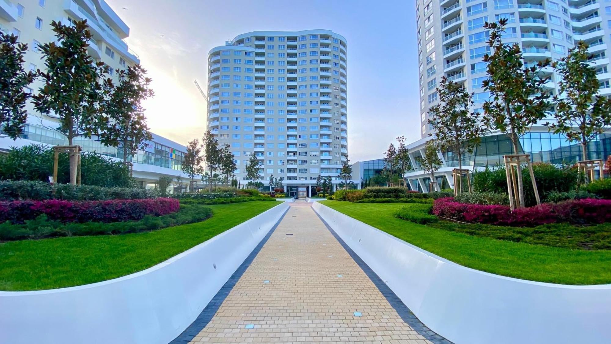 Arena Mall Galleria View And Securities Parking1 Apartment Burgas City