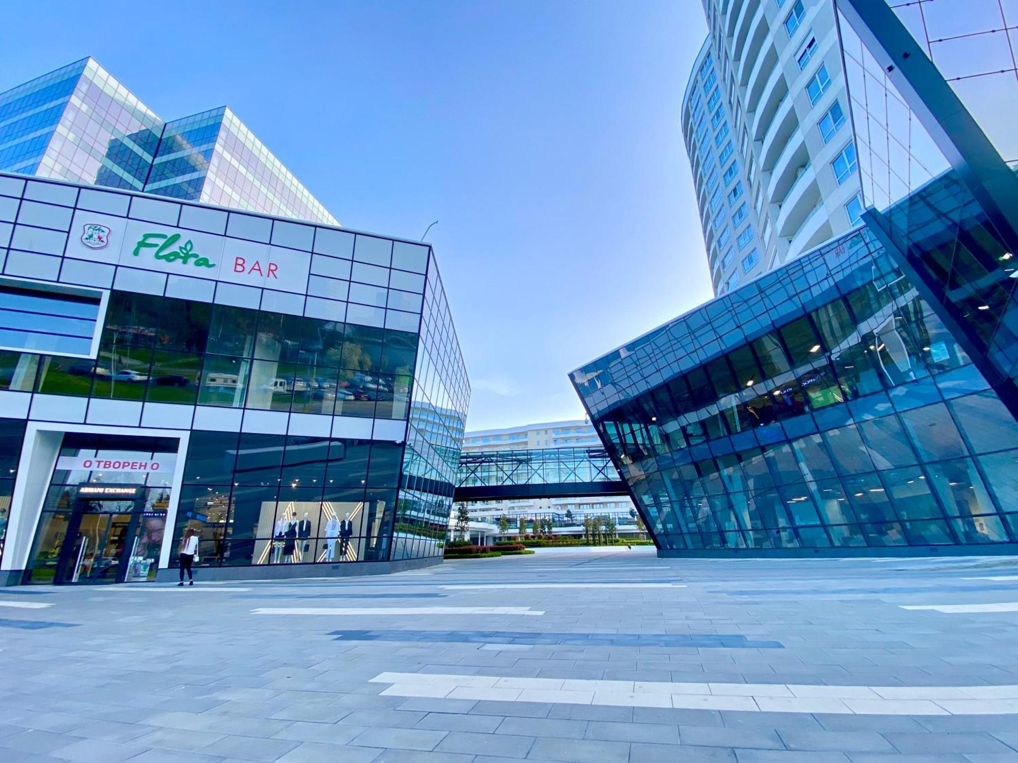 Arena Mall Galleria View And Securities Parking1 Appartamento *